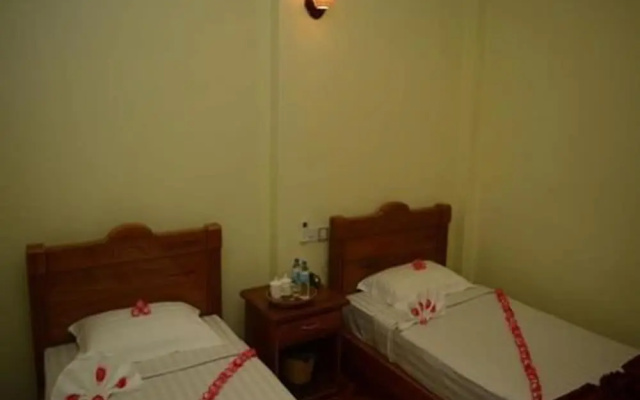 Kayah Golden Hill Hotel