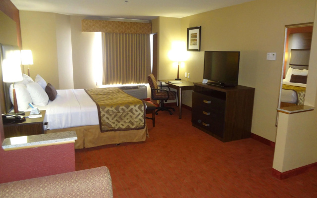 Best Western Plus Woodland Hills