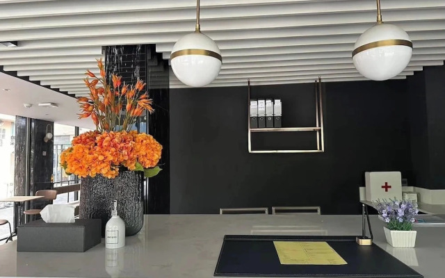 ARNI HEXA Hotel at MRT Samyan