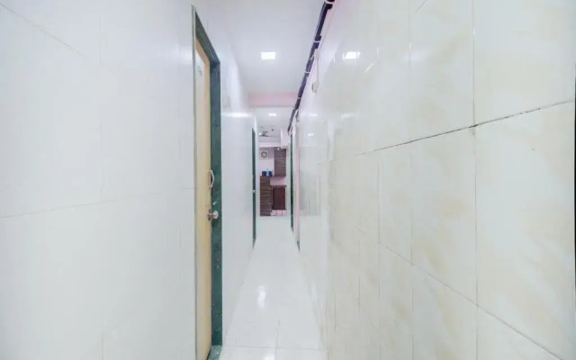 Gulzar Hotel by OYO Rooms