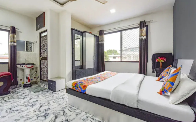 FabHotel Soni Palace