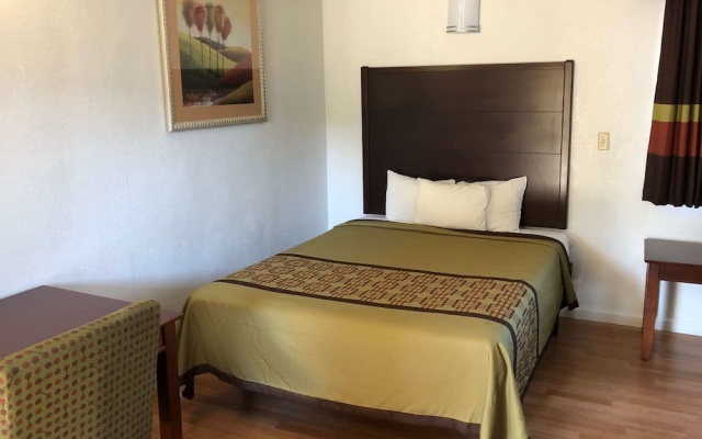 Rodeway Inn