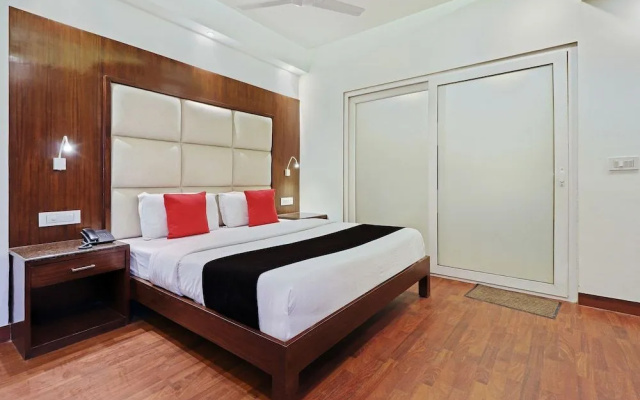 Capital O 2242 Hotel Yuvraj Deluxe