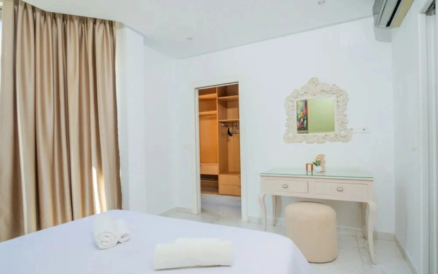 Marine Escape - a Haven Facing the Mediterranean