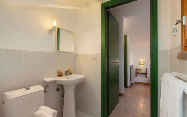 Calanchi Apartments