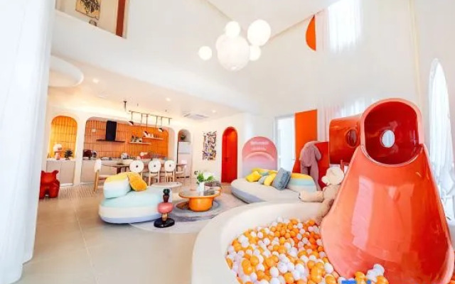 CANDY HOUSE | 5BR/6BAl Slides | Pool, KTV