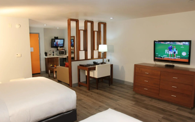 BLVD Hotel and Studios Universal-Hollywood, an Ascend Collection Hotel