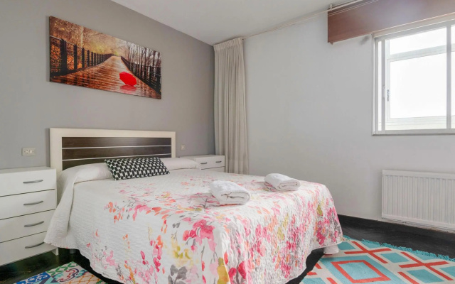 Snug Apartment in Santiago de Compostela With Terrace