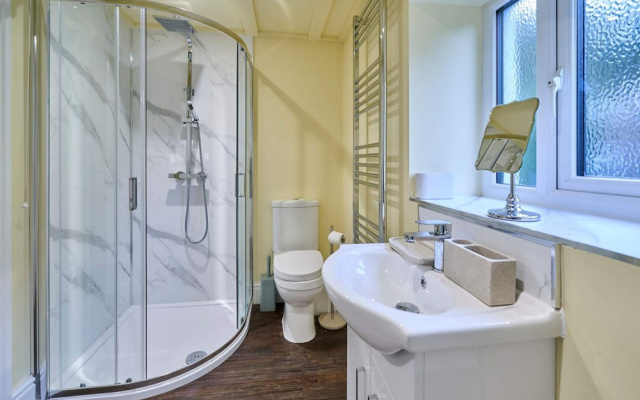 Host Stay Morley House