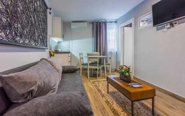 Apartments and Room ART