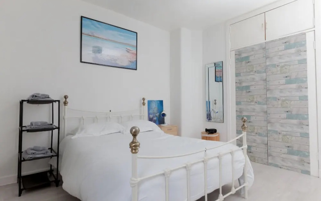 Leith Walk Gem! Lovely + Great Value - Sleeps 4