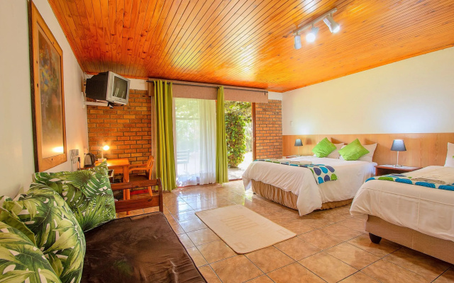Airport Bird & Game Lodge