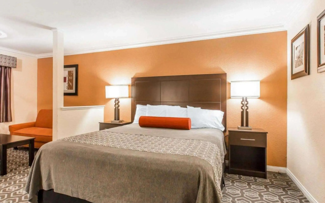Rodeway Inn & Suites Colton