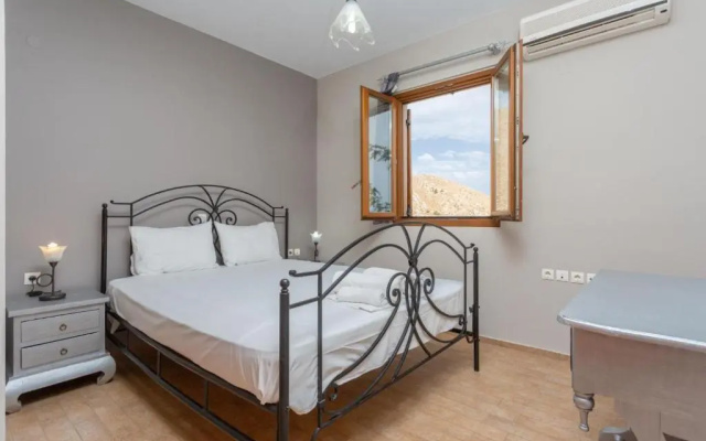 Neria Villas Collection