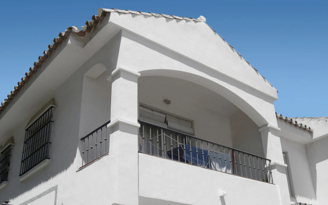 Apartamentos Turisticos La Mundial