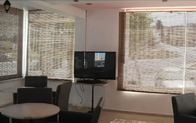 Antonis Hotel