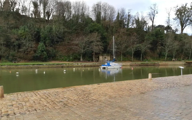 St Goustan T2