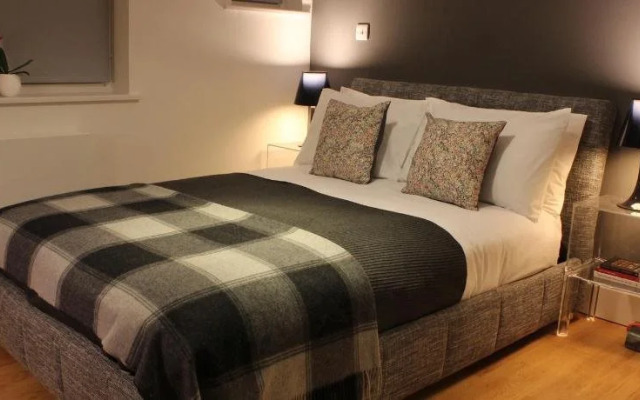 Camden Central - Boutique Apartment