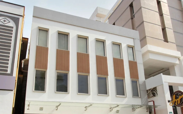 OYO 12746 Hotel Sapthagiri Nest