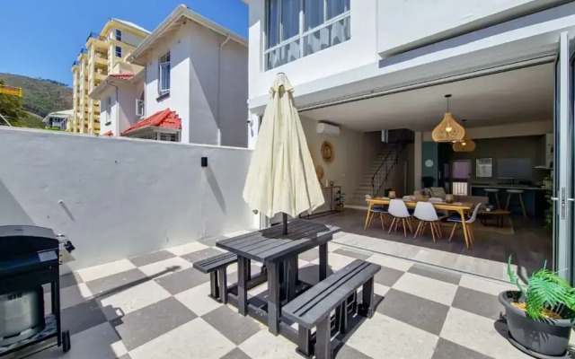 Lovely 3 Bedroom Apartments