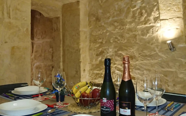 16 lettings - charming character house