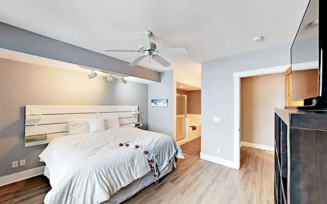 Pinebrook Perfection Unit 4 - 3 Br Condo