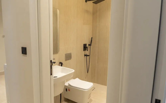 Cozy One BR in Almadinah With Upscale Luxury