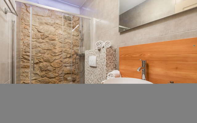 Ivka in Tribalj with 4 bedrooms and 4 bathrooms