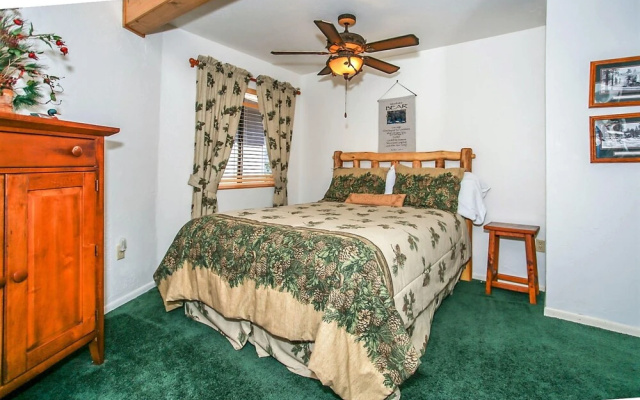 Pleasant Pause-1864 by Big Bear Vacations