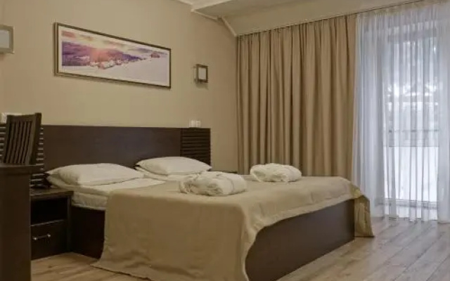MarMaros Hotel