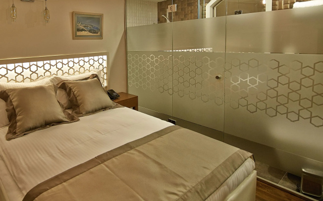 Arart Hotel