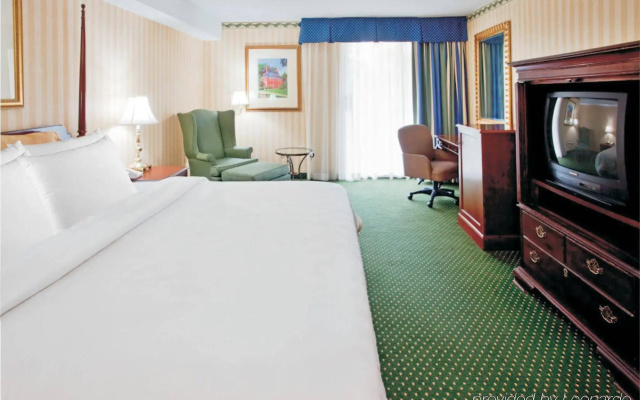 Fort Magruder Hotel Trademark Collection by Wyndham