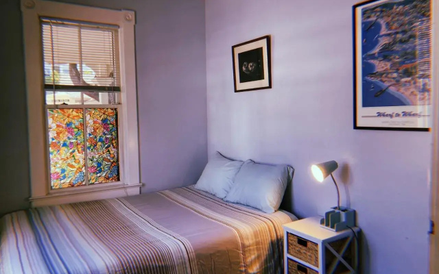 HI Santa Cruz Hostel