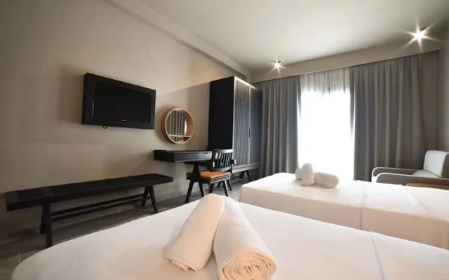 Kotinos Beach Hotel