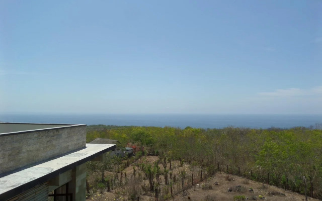 The Uluwatu Peak