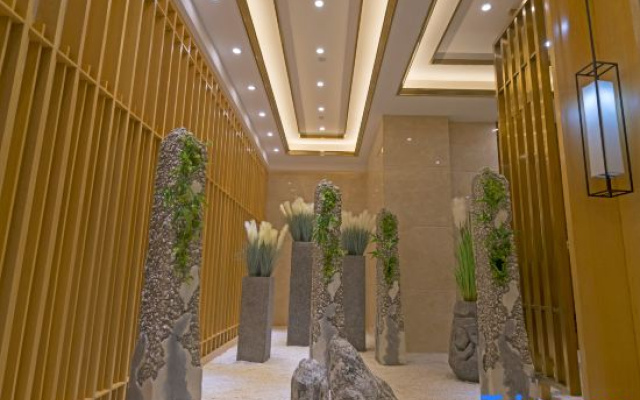 Hualong International Holiday Hotel