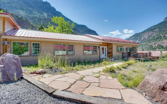 Magnificent Ouray Home w/ Deck & Mountain Views!