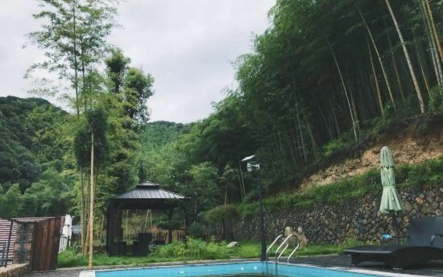 Yinxian Shanju Hotel