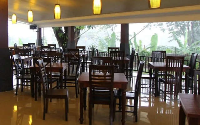 Hotel New Ayuda 2