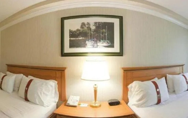 Holiday Inn North Vancouver By IHG