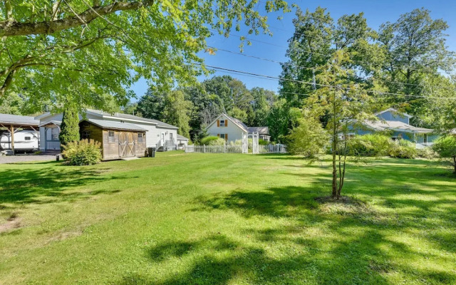 Waterfront Chautauqua Lake Retreat: Dock, Kayaks!