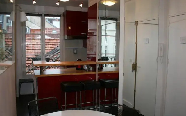 Sevigne apartment
