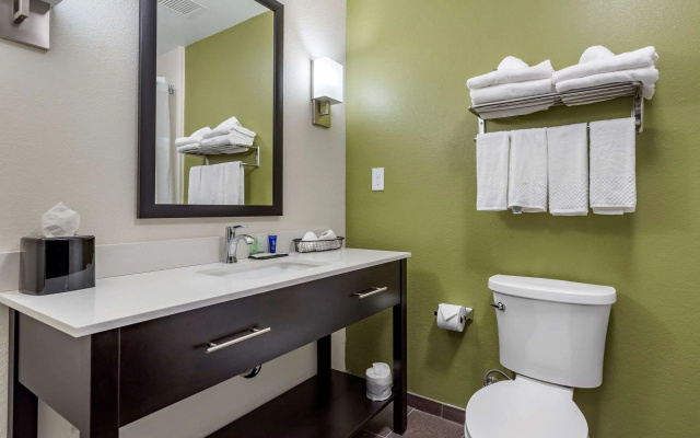 Sleep Inn & Suites Crosby