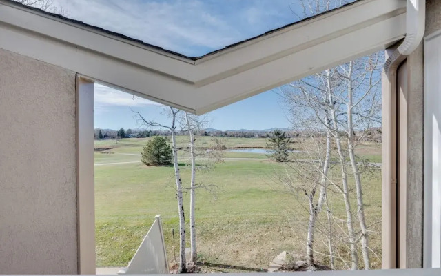 Loveland Townhome: Walkable to Lake & Park!