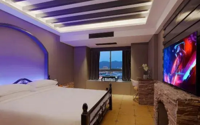 5.0 Joseph Fruit Tea Hotel