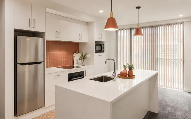 Evans Luxe Suites