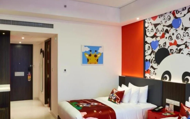 Chimelong Panda Hotel