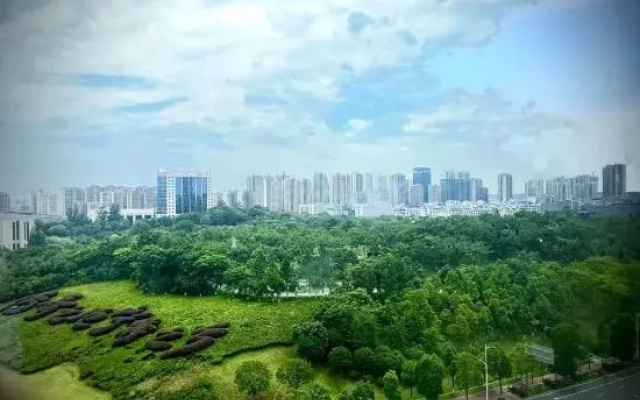 Vienna International Hotel(Changsha Ningxiang Shifu High Speed Railway Station)