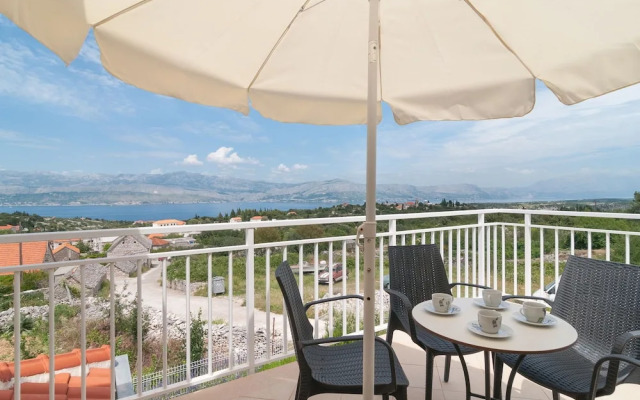 Beautiful Comfortable Villa on Island Brac