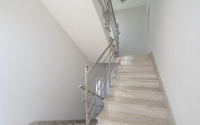 Amazing Apartment in Podstrana With Wifi and 1 Bedrooms
